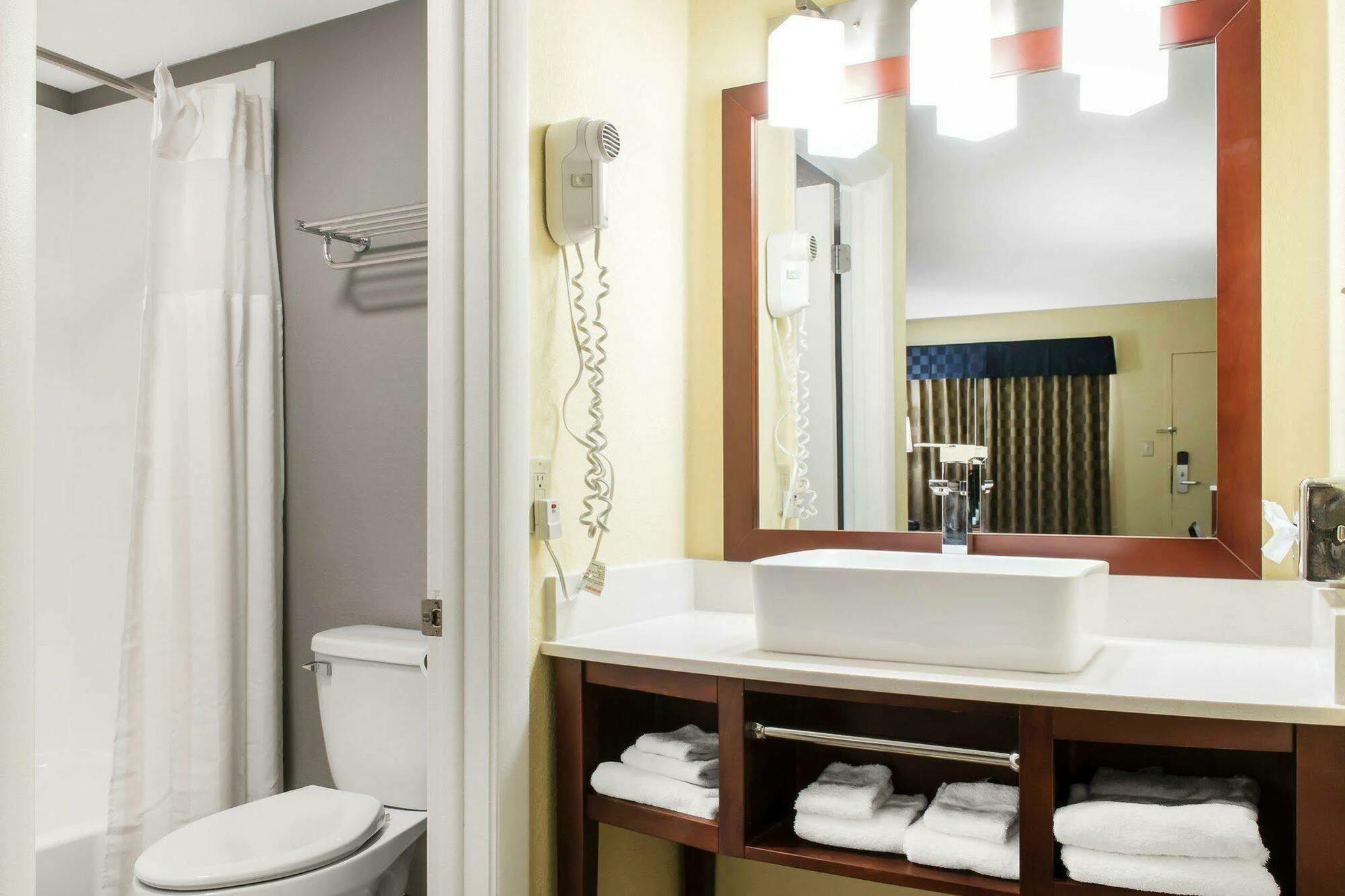 Escape Inn Hershey Εξωτερικό φωτογραφία